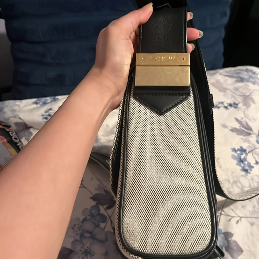 Givenchy “Eden” Bag with Envelope Flap - Picture 5 of 14
